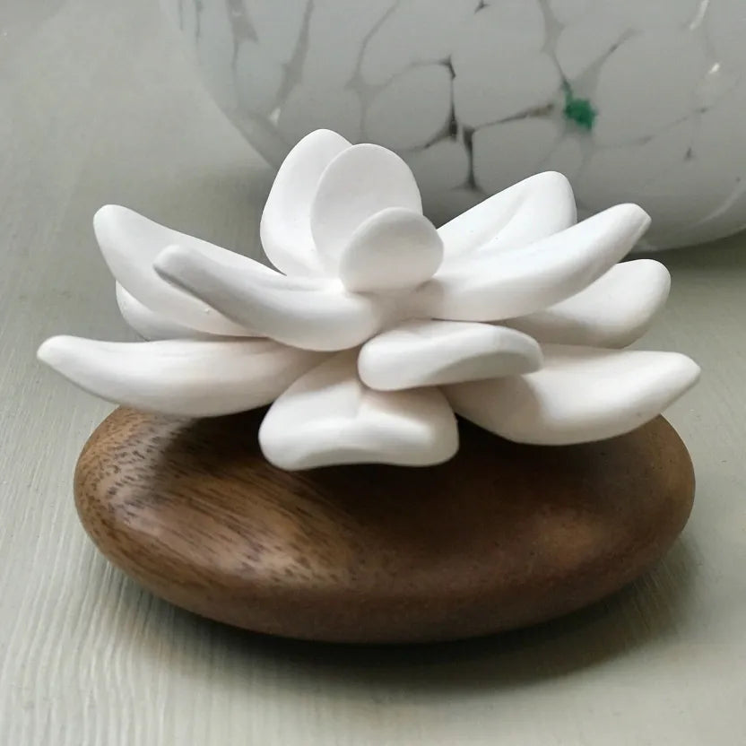 Diffuseur de Fragrances en Porcelaine - Fleur Jade du Tibet | Artisanat Français